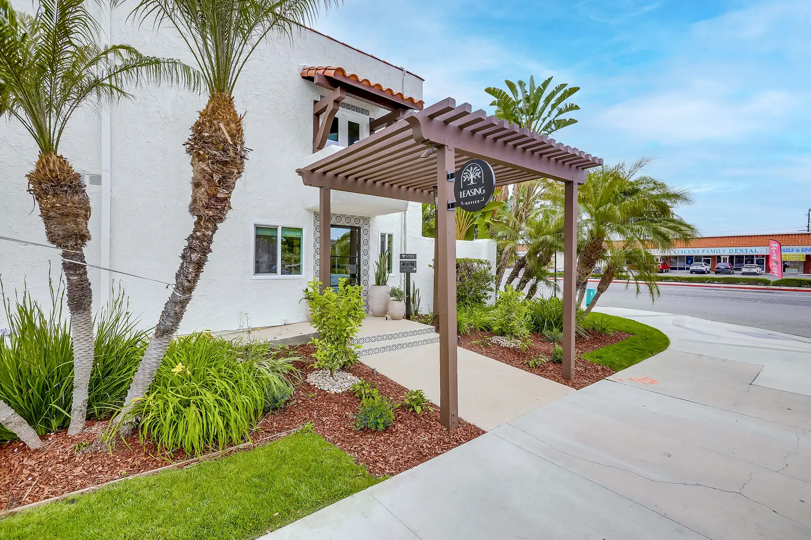 Gallery of model units and common areas at VIVA Apartment Homes, Anaheim, CA.