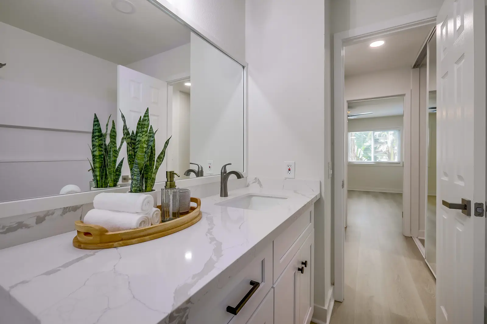 Gallery of model units and common areas at VIVA Apartment Homes, Anaheim, CA.